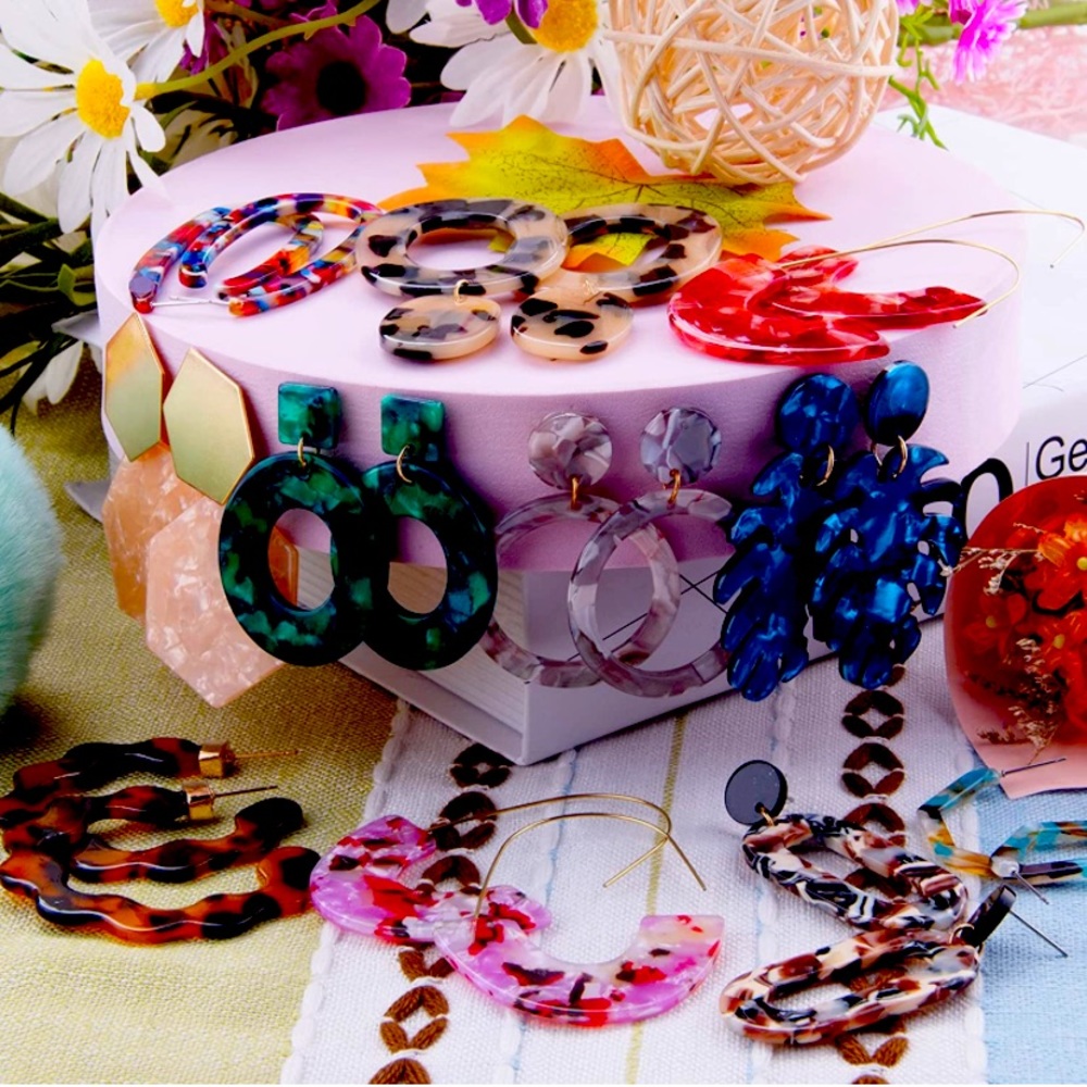 NEW Beautiful Statement Earrings for Fun
Hypoallergenic for Sensitive Ears
